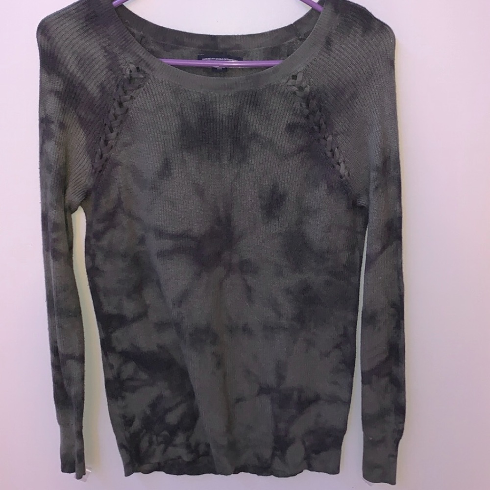 green and black splotted long sleeve